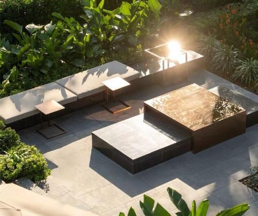 Seating pods on the landscaped podium